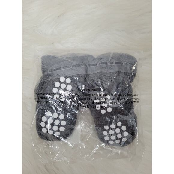 Luvable Friends Baby Girls' Cozy Fleece Booties New With Tags 12-18 Months - Picture 2 of 5